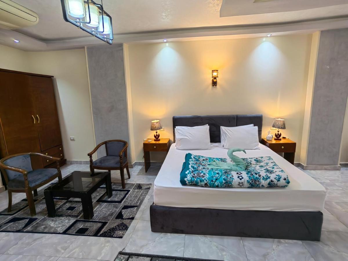 Grand Egyptian Museum View Inn Nazlet el Simman Luaran gambar
